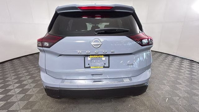 2026 Boulder Gray Pearl Nissan Rogue SV AWD SUV