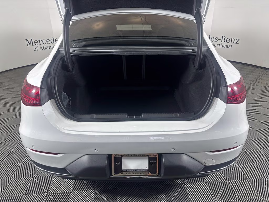 2023 MANUFAKTUR Moonlight White Metallic Mercedes-Benz EQE 350+ Sedan RWD Sedan