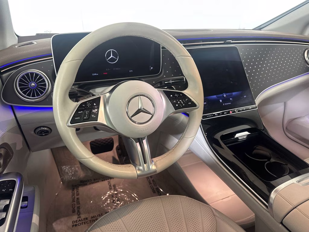 2023 MANUFAKTUR Moonlight White Metallic Mercedes-Benz EQE 350+ Sedan RWD Sedan