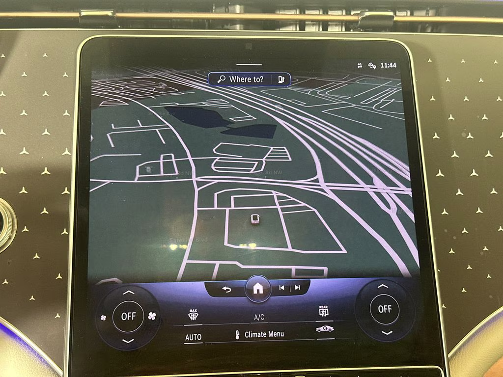 2023 MANUFAKTUR Moonlight White Metallic Mercedes-Benz EQE 350+ Sedan RWD Sedan