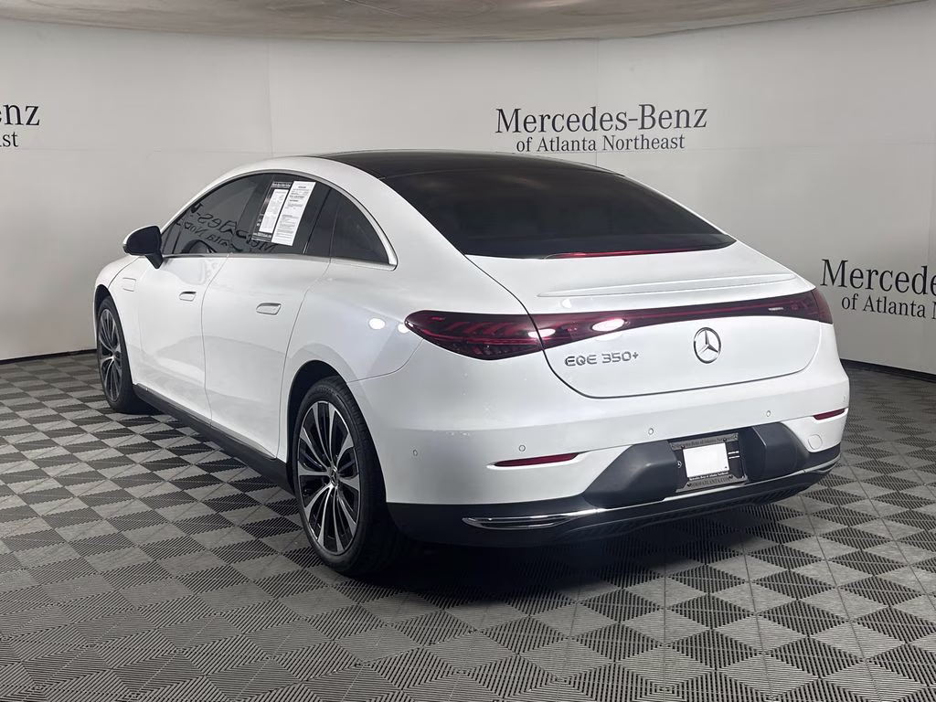 2023 MANUFAKTUR Moonlight White Metallic Mercedes-Benz EQE 350+ Sedan RWD Sedan
