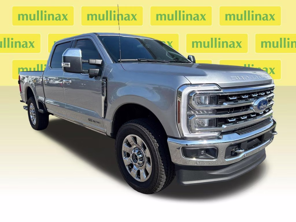 2024 Iconic Silver Metallic Ford Super Duty F-250 SRW Lariat 4X4 Truck