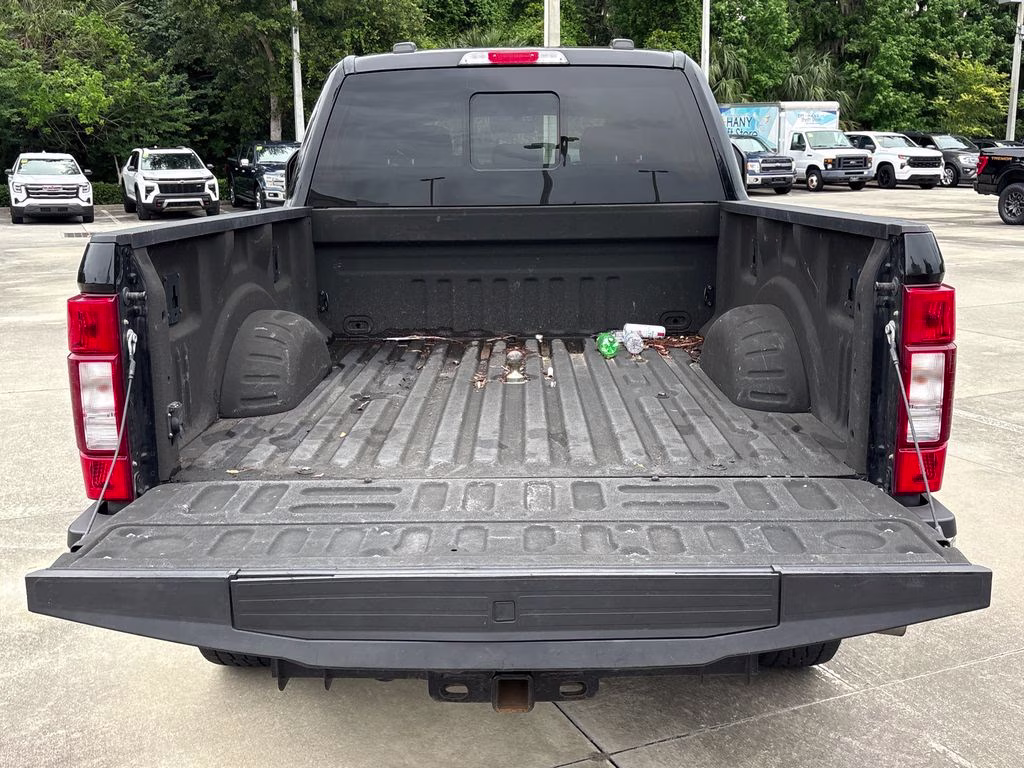 2020 Black Metallic Ford Super Duty F-250 SRW Lariat 4X4 Truck