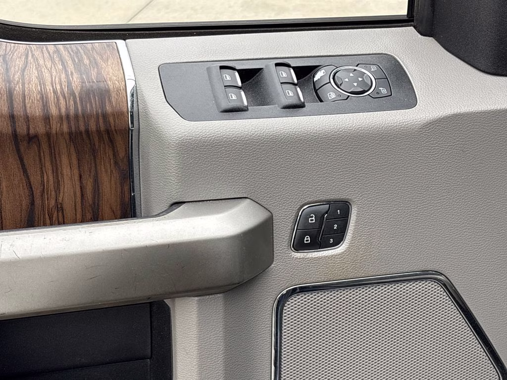 2019 Blue Ford F-150 Lariat 4X4 Truck