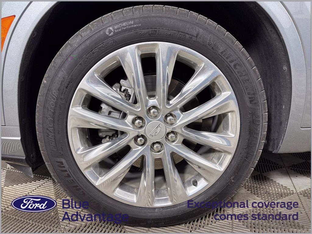 2024 Argent Silver Metallic Cadillac XT6 Premium Luxury FWD SUV