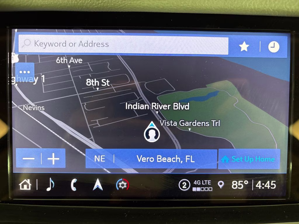2024 Argent Silver Metallic Cadillac XT6 Premium Luxury FWD SUV