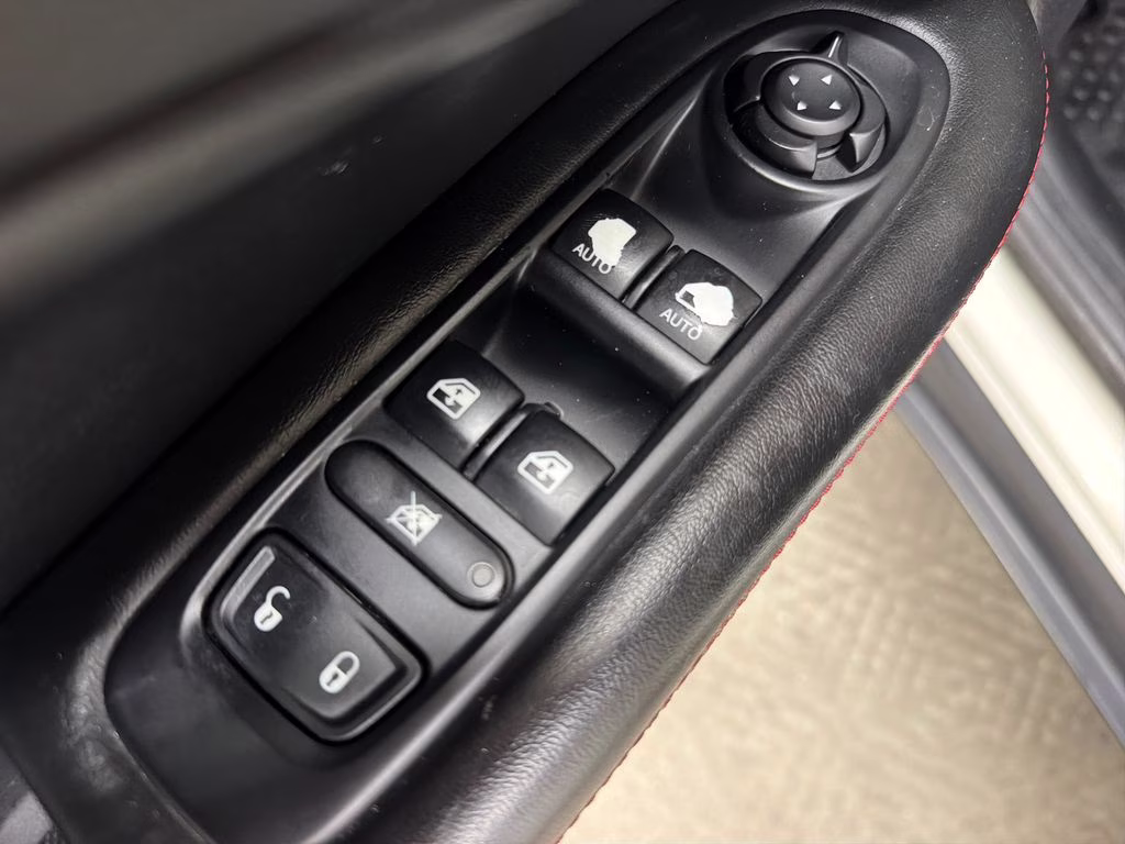 2018 White Clearcoat Jeep Compass Trailhawk 4X4 SUV