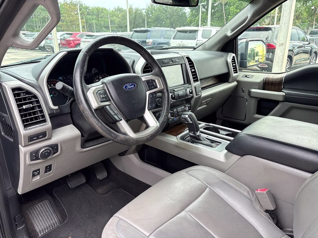 2019 Blue Ford F-150 Lariat 4X4 Truck