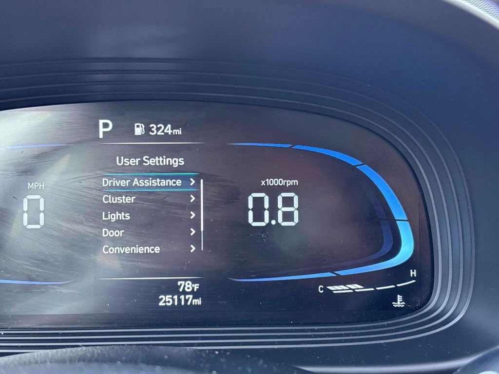 2025 Onyx Black Hyundai Venue SEL FWD SUV