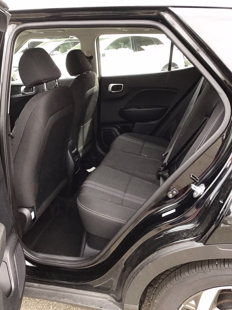2025 Onyx Black Hyundai Venue SEL FWD SUV