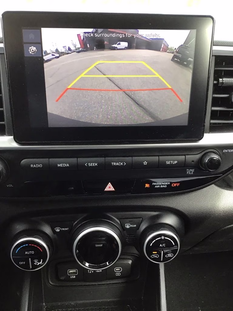 2025 Onyx Black Hyundai Venue SEL FWD SUV