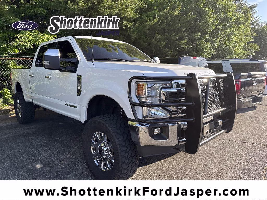 2022 Oxford White Ford Super Duty F-250 SRW XLT 4X4 Truck