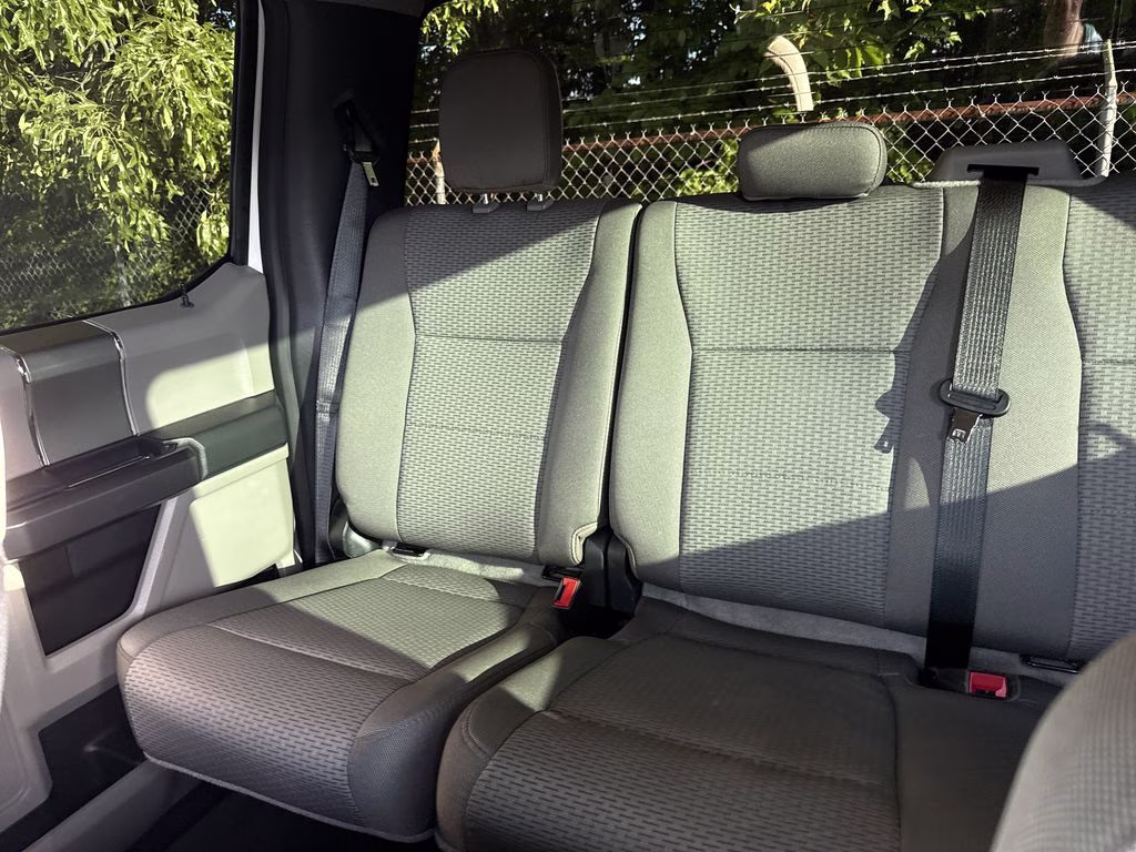 2022 Oxford White Ford Super Duty F-250 SRW XLT 4X4 Truck