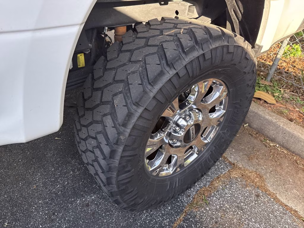 2022 Oxford White Ford Super Duty F-250 SRW XLT 4X4 Truck