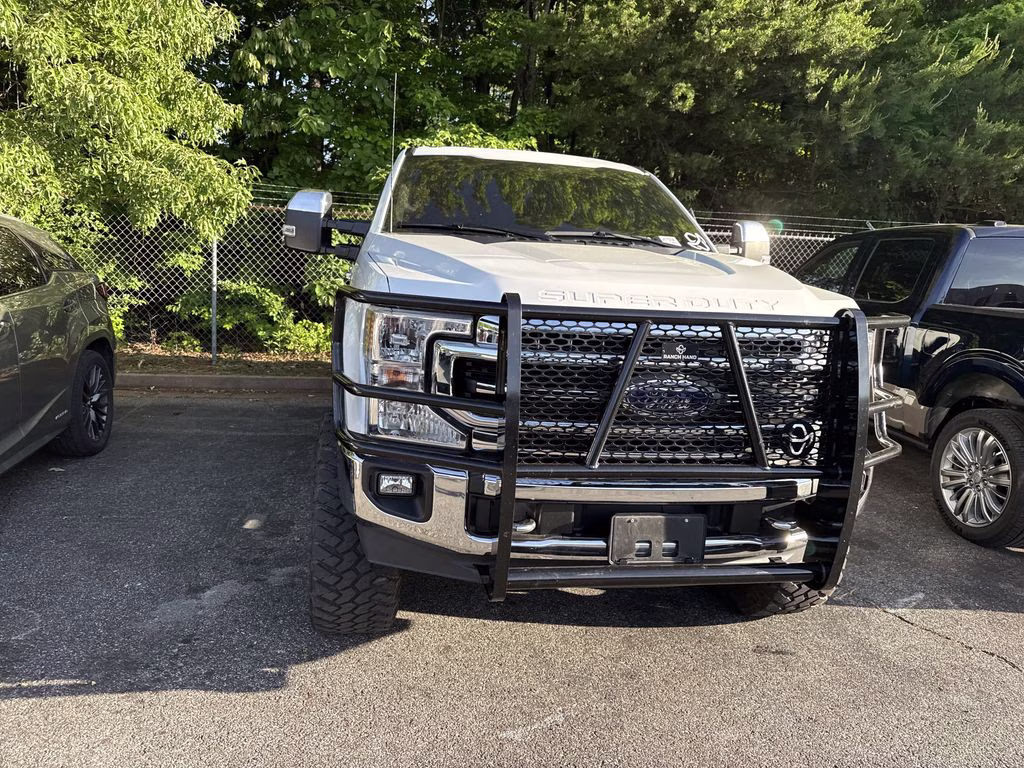 2022 Oxford White Ford Super Duty F-250 SRW XLT 4X4 Truck