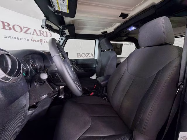 2018 Bright White Clearcoat Jeep Wrangler JK Sport 4X4 SUV