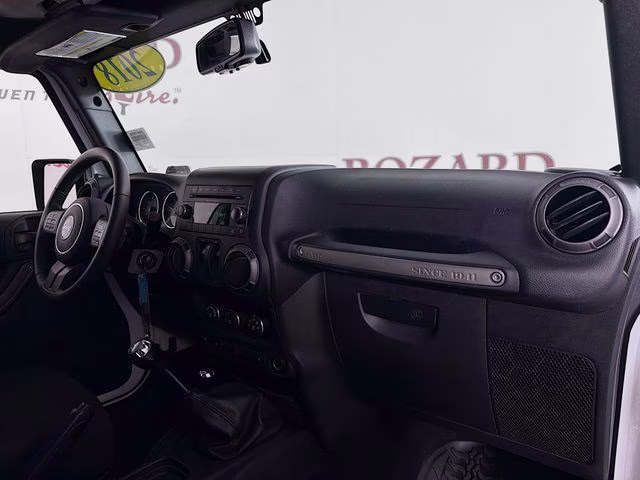 2018 Bright White Clearcoat Jeep Wrangler JK Sport 4X4 SUV