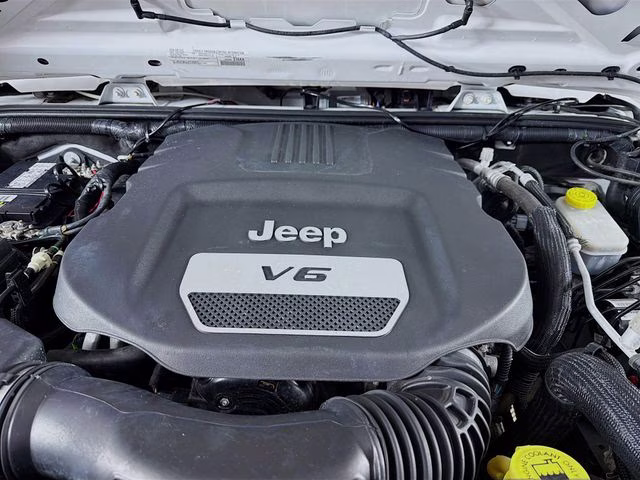 2018 Bright White Clearcoat Jeep Wrangler JK Sport 4X4 SUV