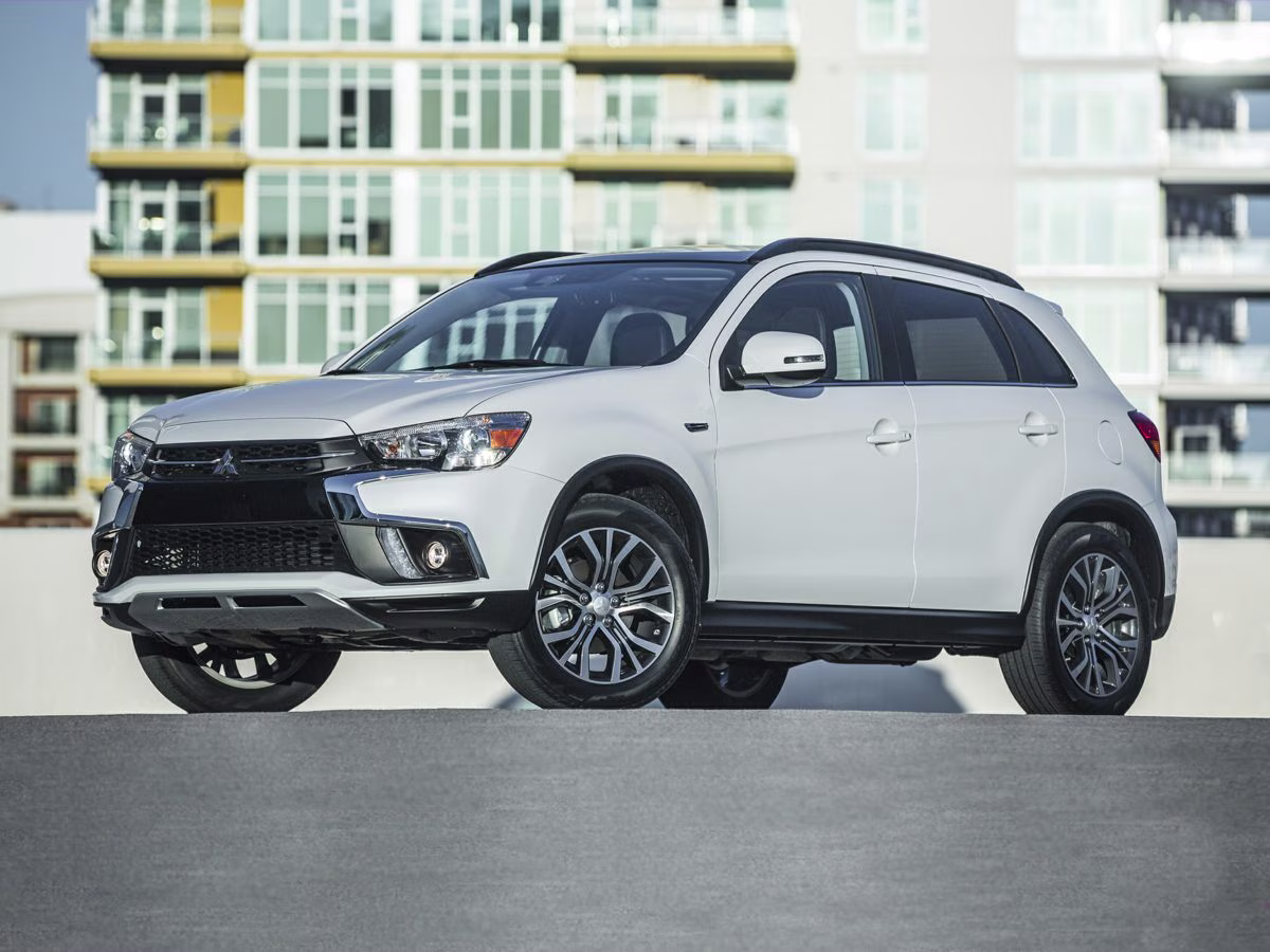 2019 Gray Mitsubishi Outlander Sport 2.0 SE FWD SUV