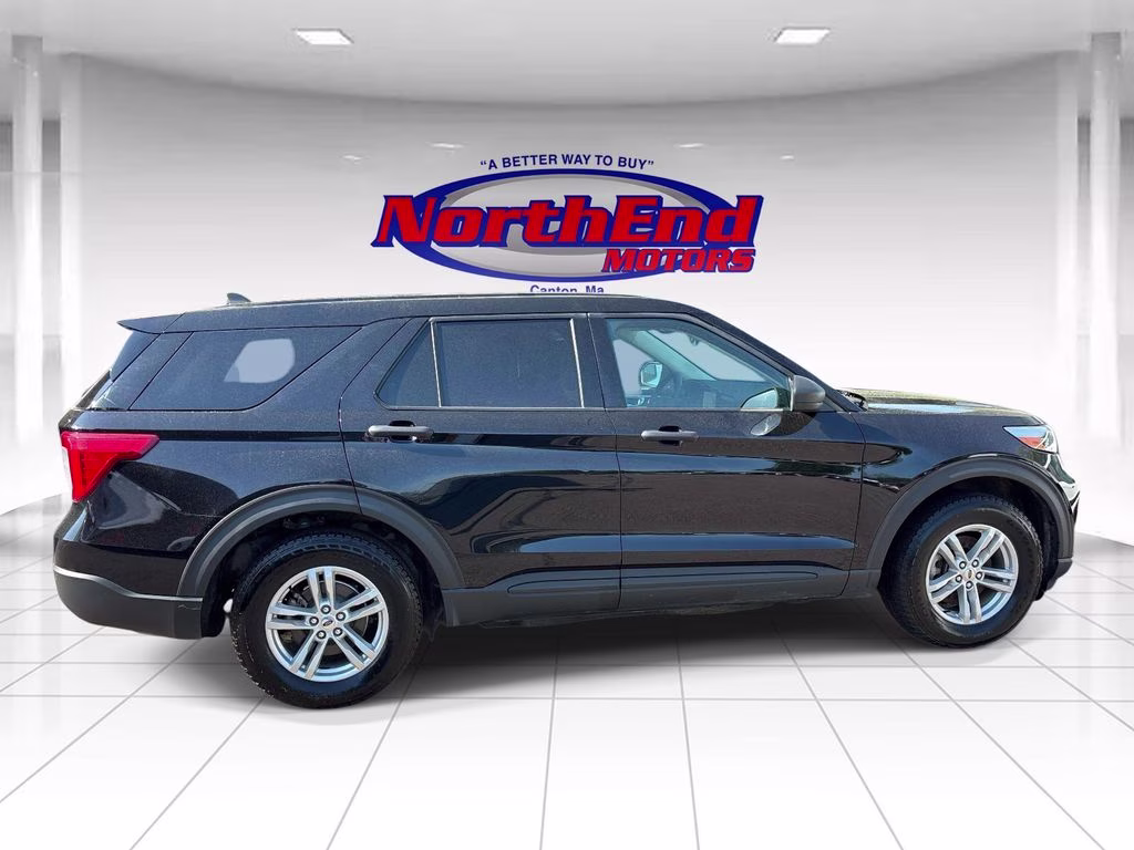 2022 Black Metallic Ford Explorer Base 4X4 SUV