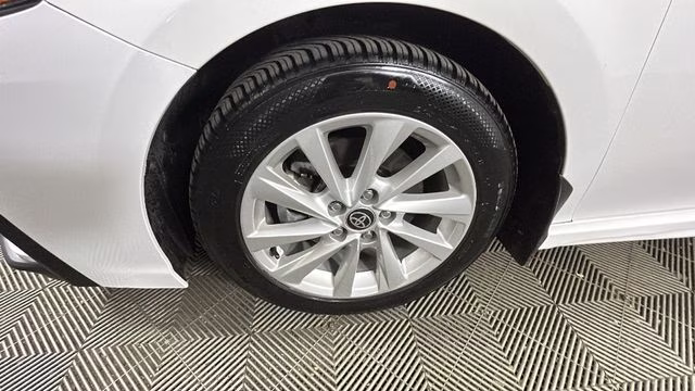 2024 White Toyota Camry SE FWD Sedan