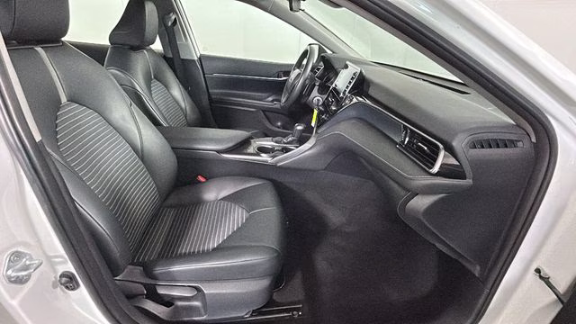 2024 White Toyota Camry SE FWD Sedan