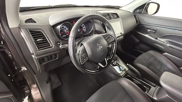 2024 Black Mitsubishi Outlander Sport 2.0 SE 4X4 SUV