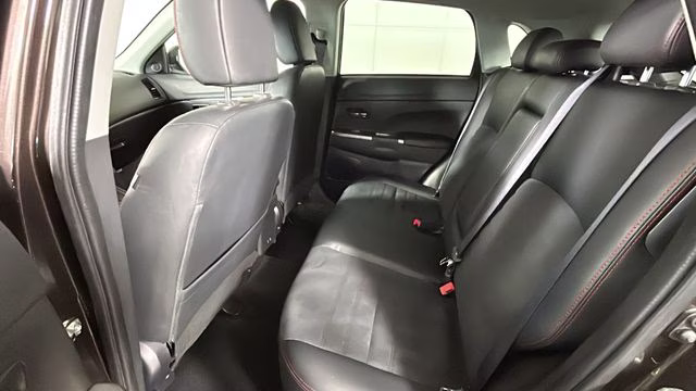2024 Black Mitsubishi Outlander Sport 2.0 SE 4X4 SUV