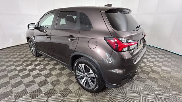 2024 Black Mitsubishi Outlander Sport 2.0 SE 4X4 SUV