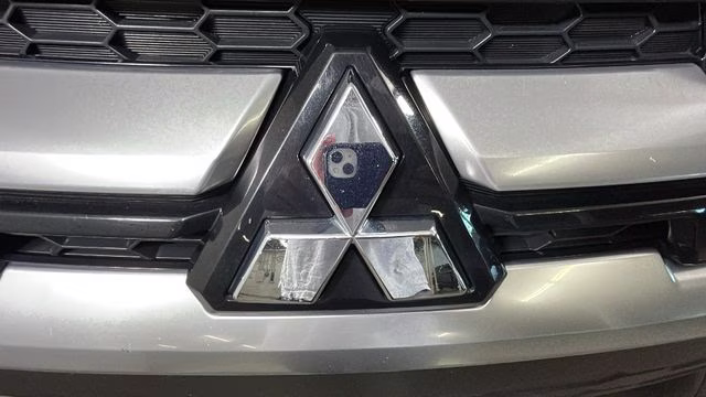 2024 Black Mitsubishi Outlander Sport 2.0 SE 4X4 SUV