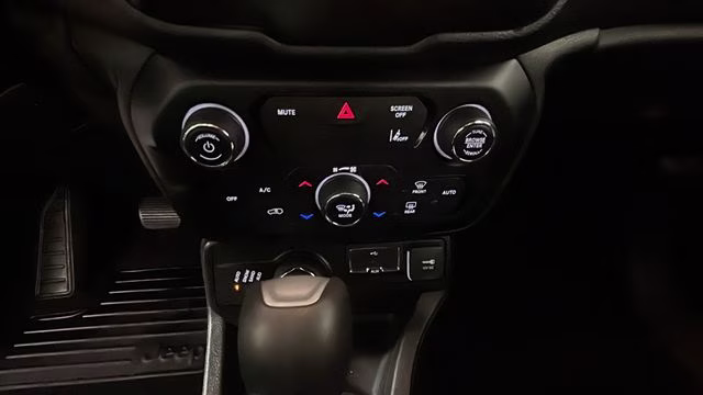 2021 Glacier Metallic Clearcoat Jeep Renegade Sport 4X4 SUV
