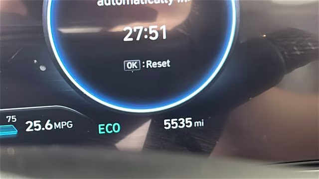 2025 Serenity White Hyundai Elantra Hybrid Limited FWD Sedan