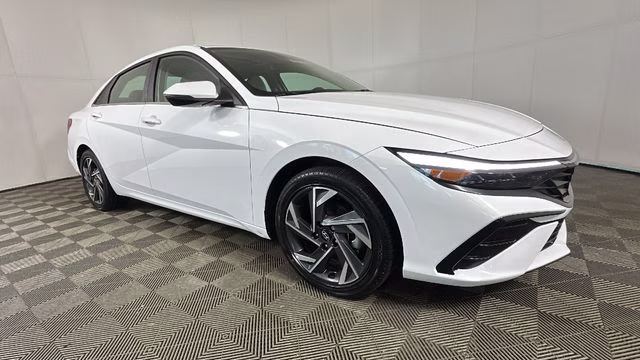 2025 Serenity White Hyundai Elantra Hybrid Limited FWD Sedan