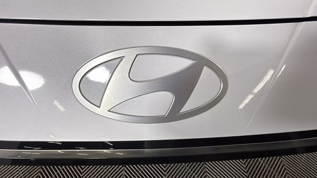 2025 Serenity White Hyundai Elantra Hybrid Limited FWD Sedan