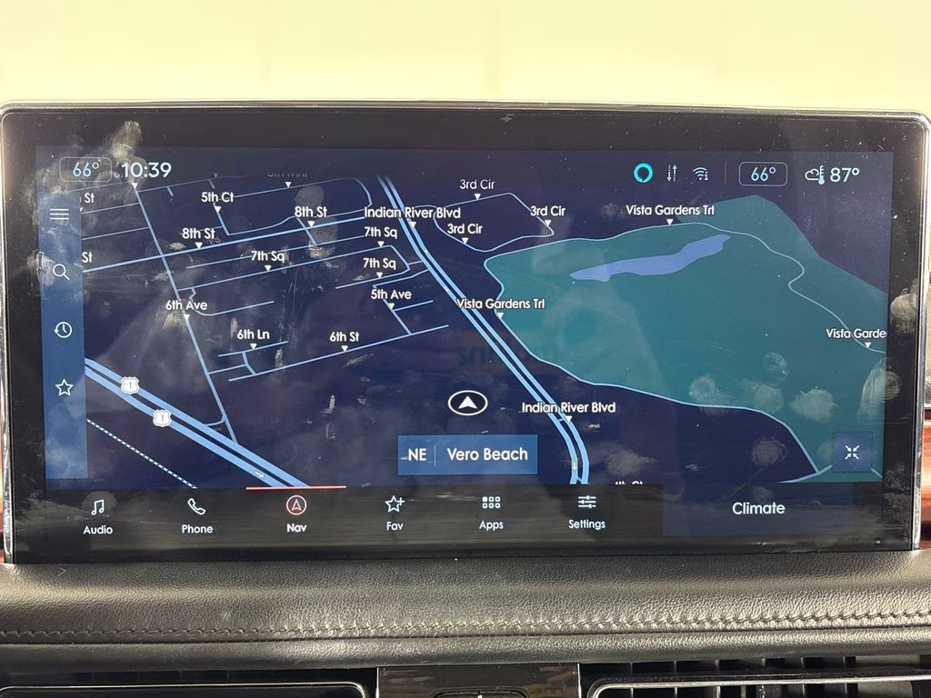 2022 Radiance Metallic Lincoln Nautilus Reserve FWD SUV