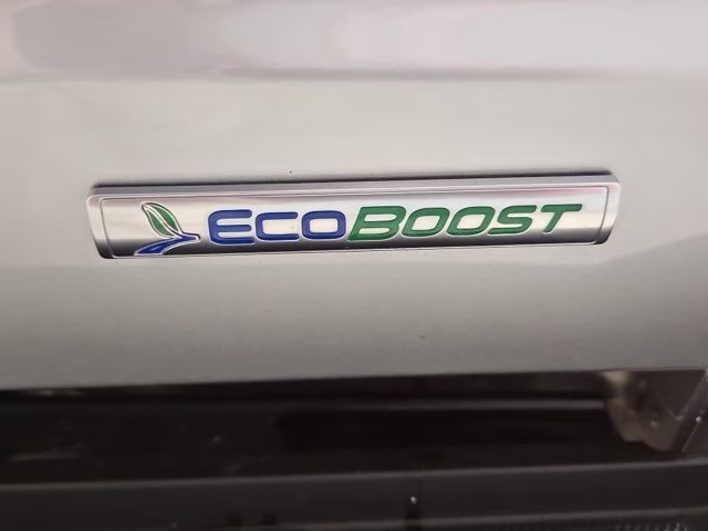 2023 Iconic Silver Metallic Ford F-150 Lariat 4X4 Truck