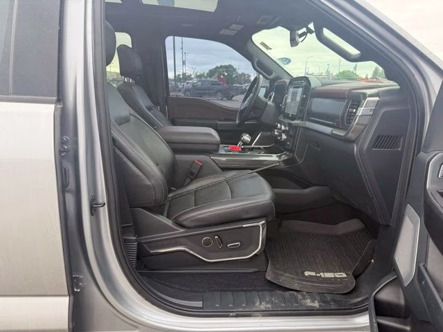 2023 Iconic Silver Metallic Ford F-150 Lariat 4X4 Truck