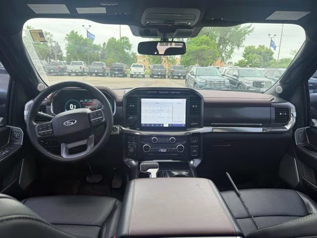 2023 Iconic Silver Metallic Ford F-150 Lariat 4X4 Truck
