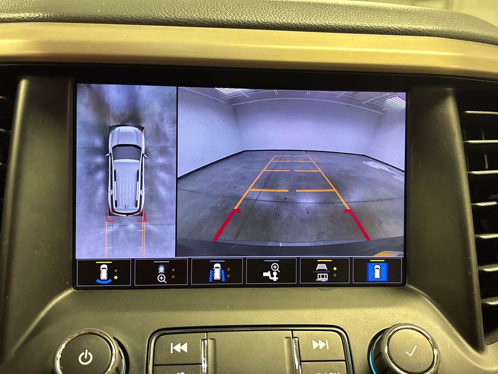2023 Sterling Metallic GMC Acadia Denali FWD SUV