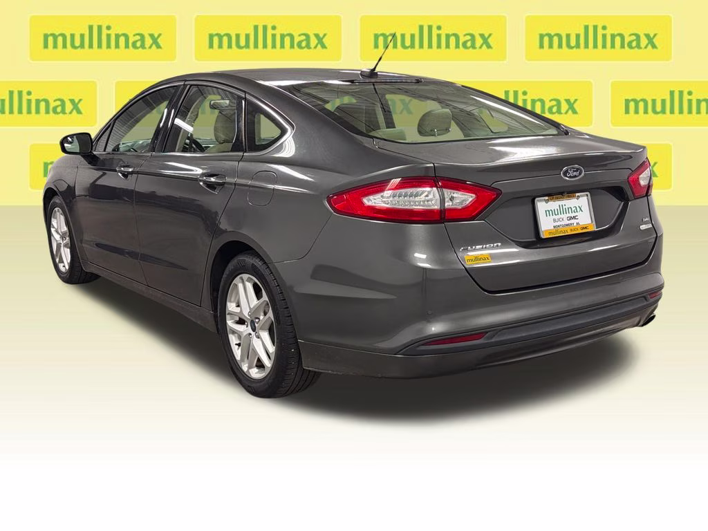 2016 Magnetic Ford Fusion SE FWD Sedan