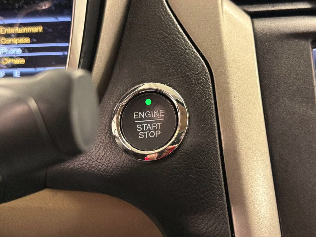 2016 Magnetic Ford Fusion SE FWD Sedan