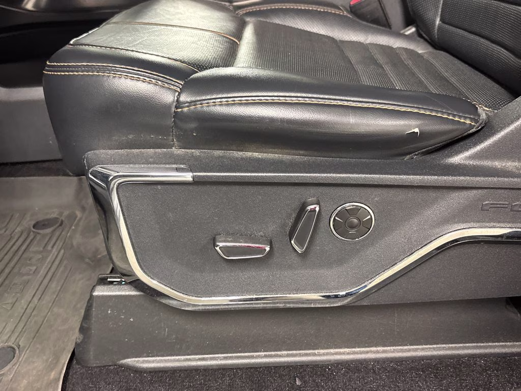 2022 Silver Metallic Ford F-150 Platinum 4X4 Truck