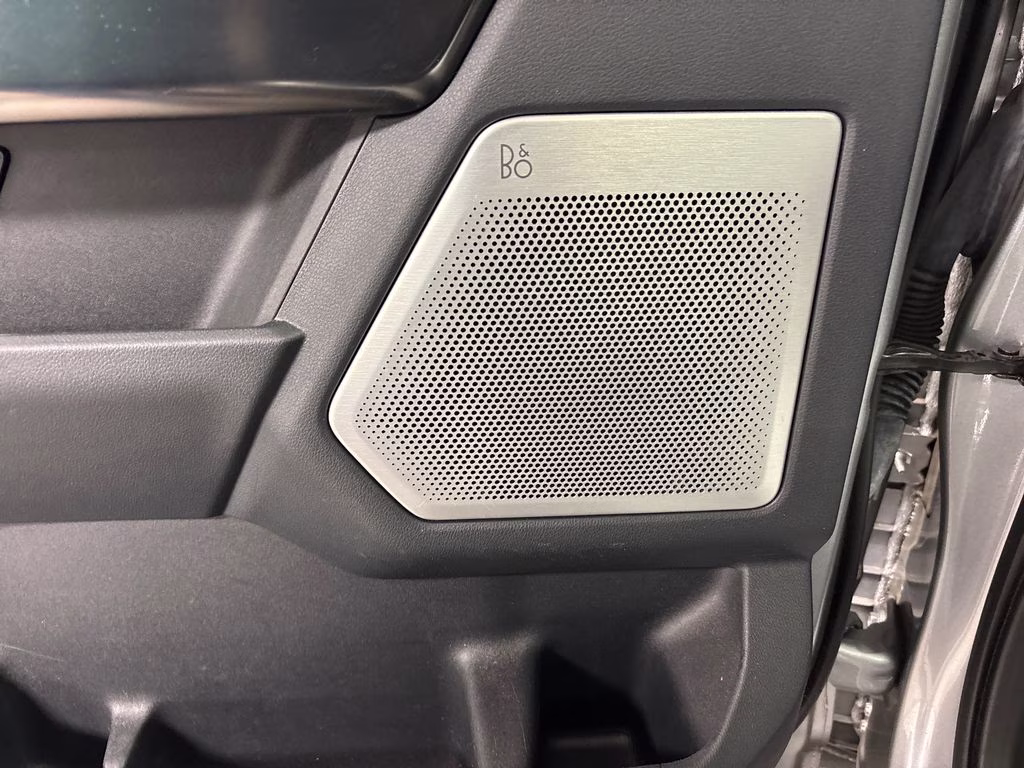 2022 Silver Metallic Ford F-150 Platinum 4X4 Truck