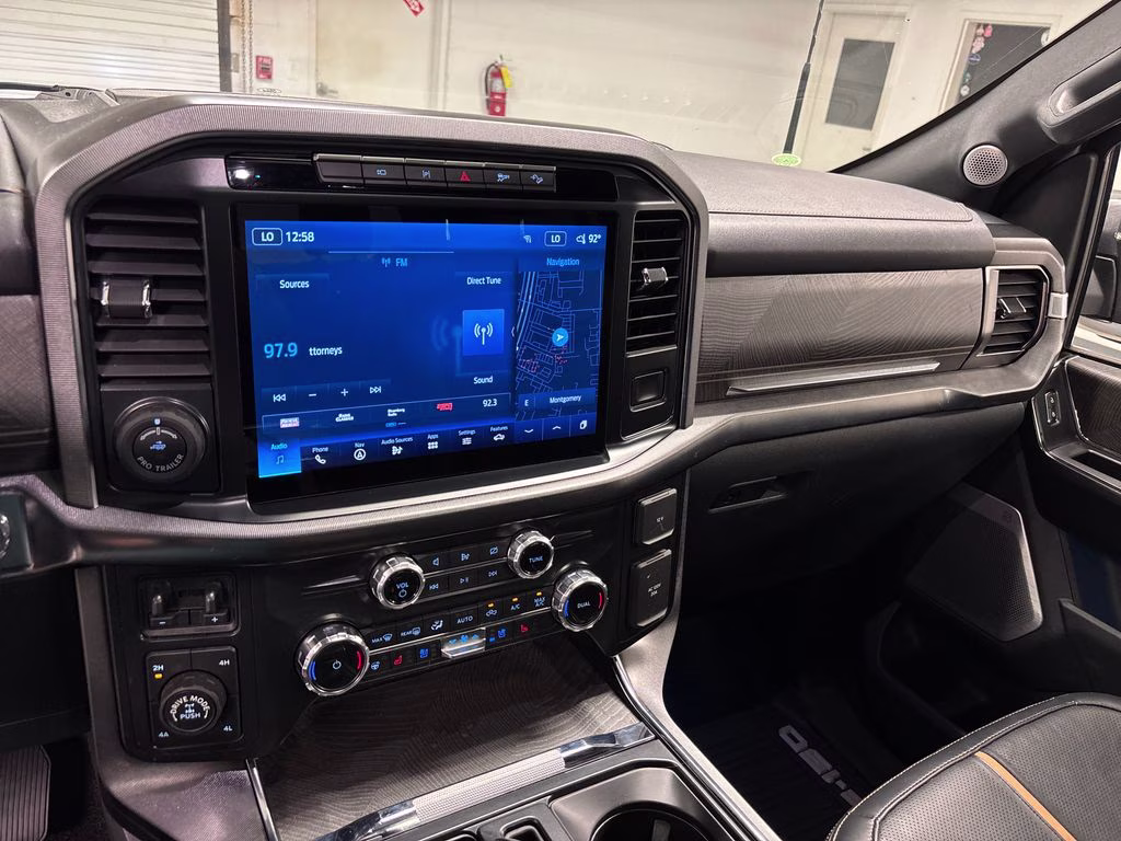2022 Silver Metallic Ford F-150 Platinum 4X4 Truck