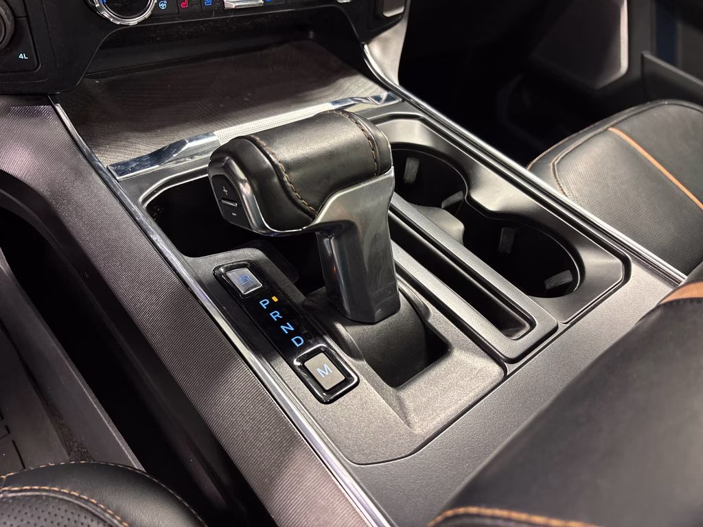 2022 Silver Metallic Ford F-150 Platinum 4X4 Truck