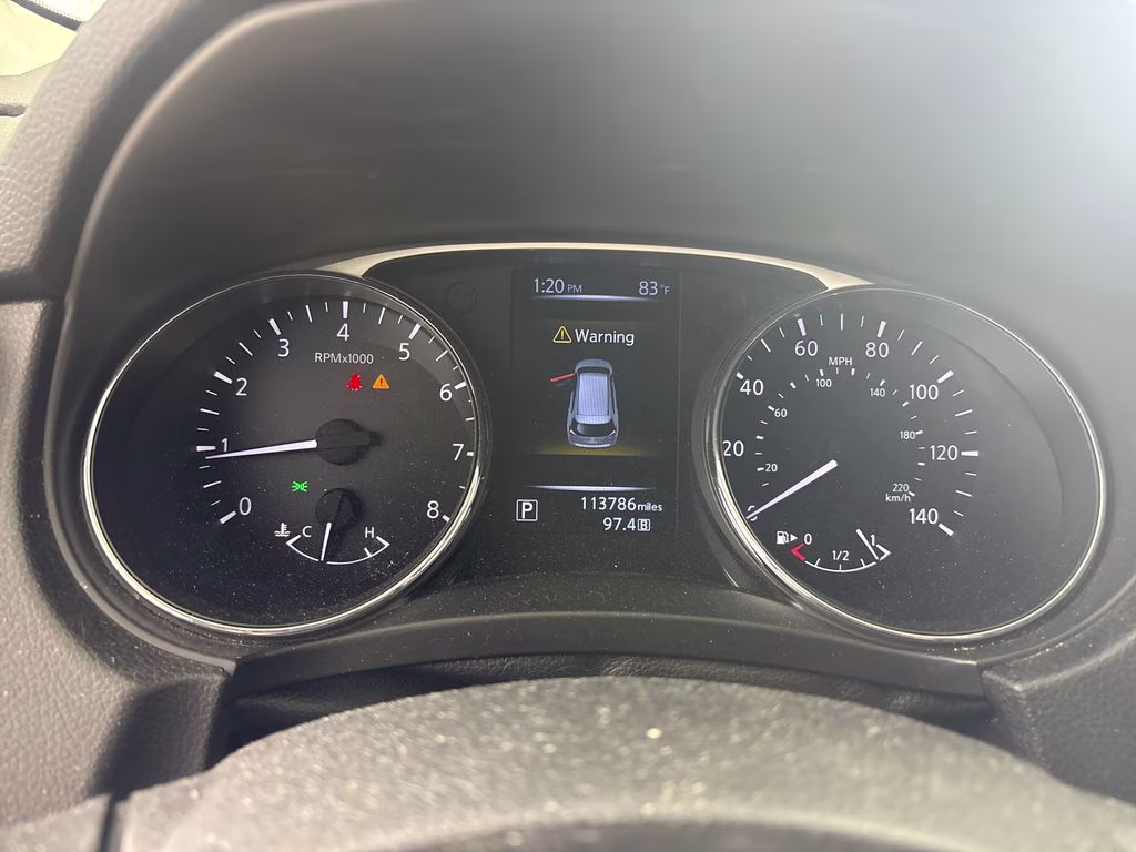 2016 Pearl White Nissan Rogue SL FWD SUV
