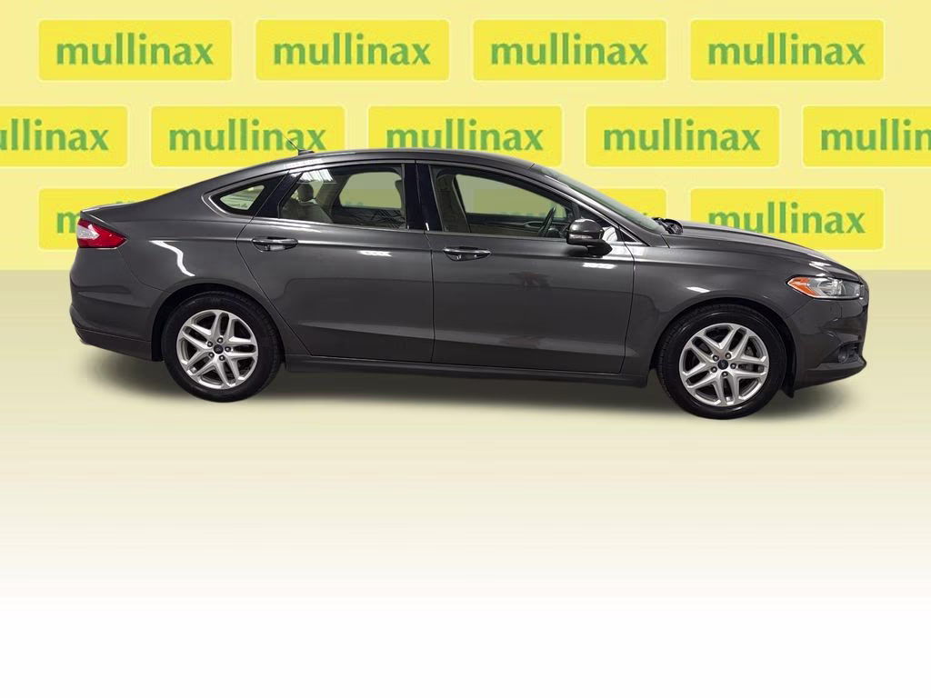 2016 Magnetic Ford Fusion SE FWD Sedan