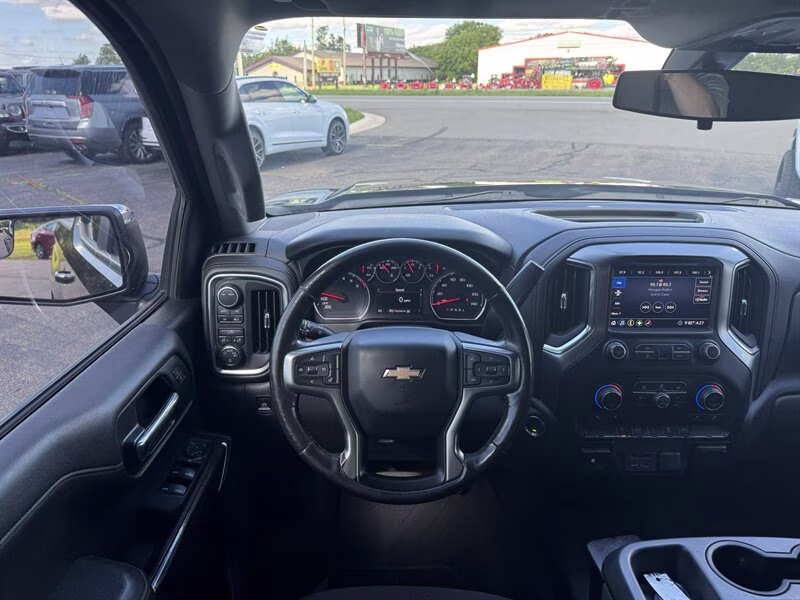 2020 Black Chevrolet Silverado 1500 LT 4X4 Truck