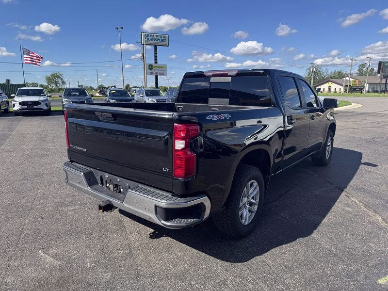 2020 Black Chevrolet Silverado 1500 LT 4X4 Truck