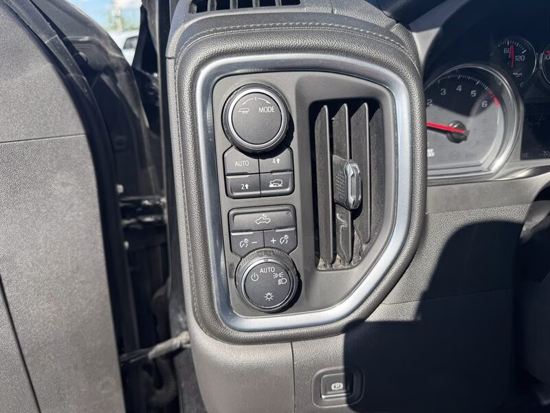 2020 Black Chevrolet Silverado 1500 LT 4X4 Truck